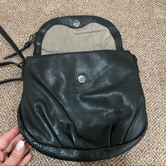 Margot Black Genuine Leather Crossbody Shoulder Bag Small Zip Closure Pockets - Picture 5 of 12